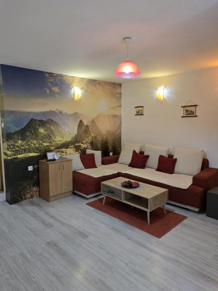 A la foto es mostra l'objecte Enigma Apartmani Divcibare situat a la ciutat de Divčibare.