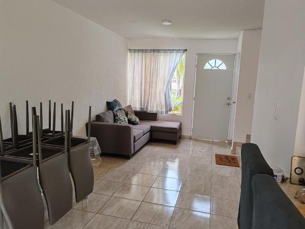 The photo shows the Casa RyE located in the city of Miacatlán.