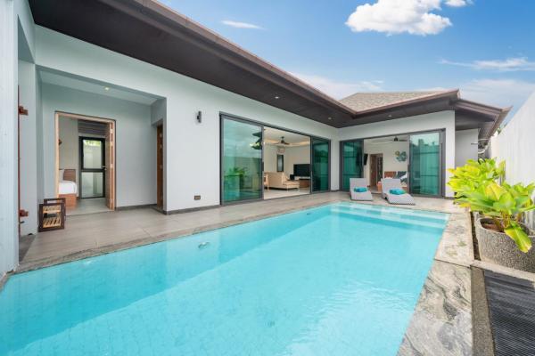Luxury 3br Pool Villa Relaxation In Bangtao Laguna - Phuket district, Thailand