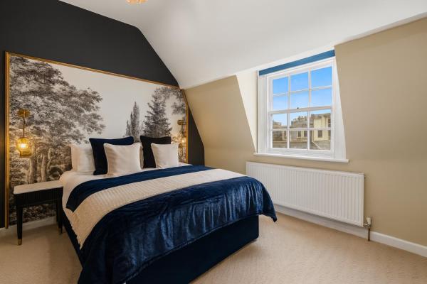 Opulence in Central Bath - The Gatsby, Bath