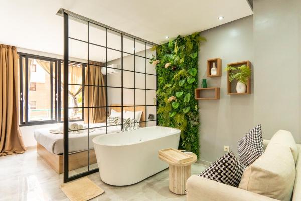 Na fotografii je vidět objekt Luxury Balnéo appartement nacházející se ve městě Marakéš.