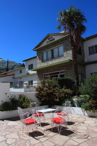 A la foto es mostra l'objecte El Condor Hotel SPA situat a la ciutat de Merlo.