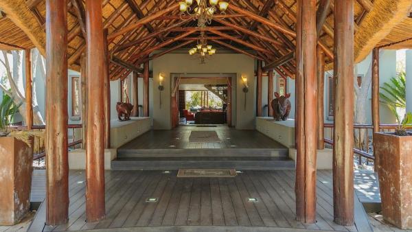 写真にはベラ・ベラ市にあるHurusthi Lodge - Zebulaが写っています。
