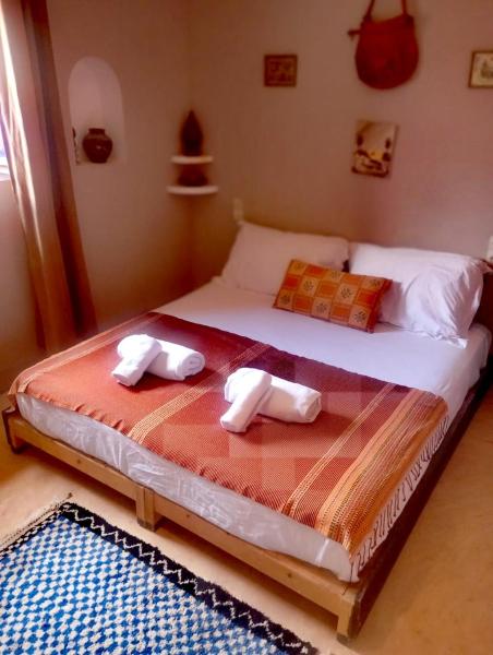 A la foto es mostra l'objecte Dar INNÂ situat a la ciutat de Taskoukte.