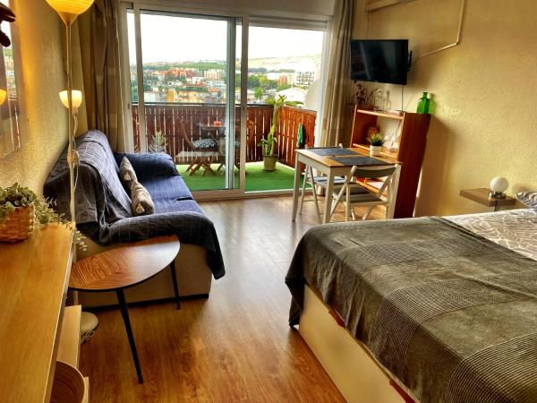 City Central Upper Floor Sunny Terrace - Torremolinos