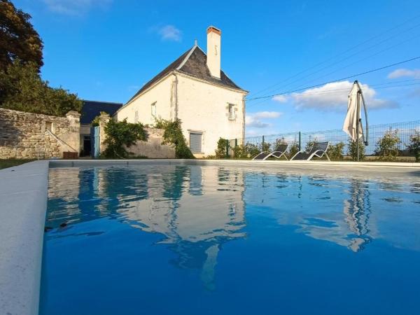Na fotografii je vidět objekt Gîte authentique en Touraine, piscine chauffée, animaux admis - FR-1-381-632 nacházející se ve městě Maillé.