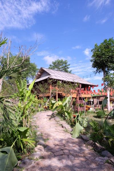 TRADITIONAL STILT HOUSE - The Bare Nest Retreat - Xóm Đung Homestay
