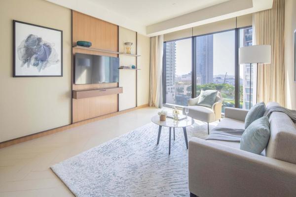 Frank Porter - Address Opera Tower - Dubai