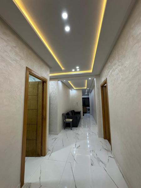 Apparemment propre pour les familles, Casablanca