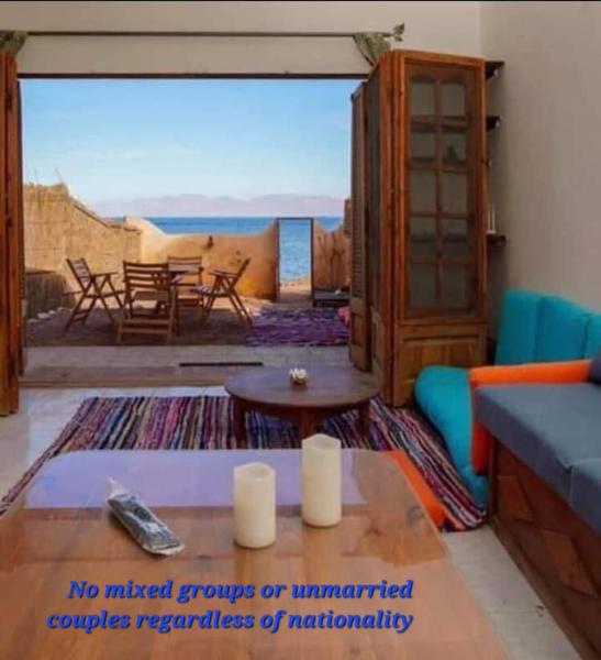 På bildet vises objektet Luna House Asala Beach som ligger i byen Dahab.