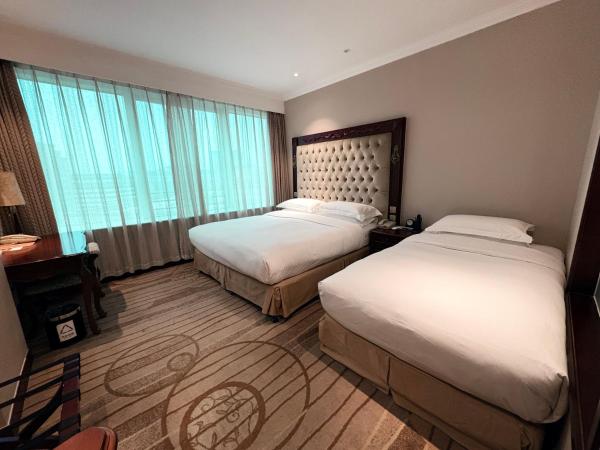 Howard Johnson Paragon Hotel Beijing - Beijing