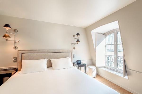 På billedet ses objektet Hotel Résidence Des Arts - Saint-Germain beliggende i byen Paris.