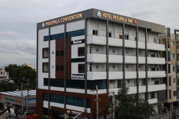 Na zdjęciu widoczny jest obiekt Hotel Pasupala Inn położony w mieście Dharmavaram.