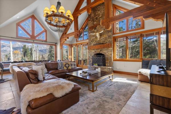 Mountain Village Retreat With Hot Tub Sauna & Views - Telluride, CO