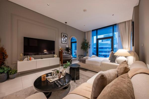 Luxury Studio At Marquise Square With Burj Khalifa View - Dubai