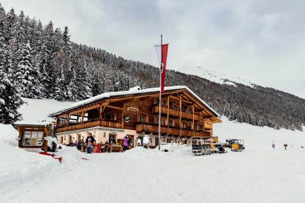 На фото показан объект Grossberghütte, расположенный в городе Маранца.