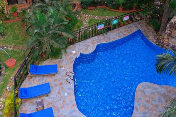 LUXOR GARDEN, Airport Residential, Free Pool & Gym, 10mins from Airport, 24-7 Security, Backup Power, Accra