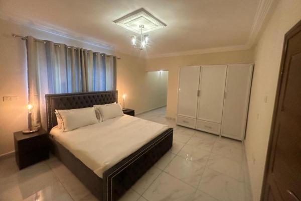 3 Bed Apartment Sleeps 6 - Parking Patio Wifi - Sierra Leona