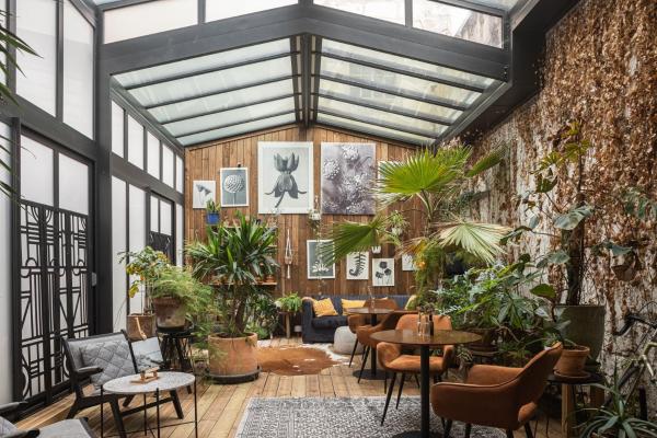 A la foto es mostra l'objecte Casa Blanca B&B situat a la ciutat de Bordeus.