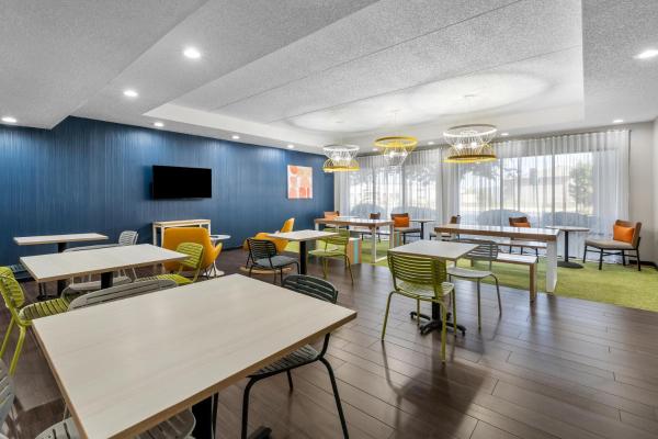 Foto 6: Spark by Hilton Green Bay