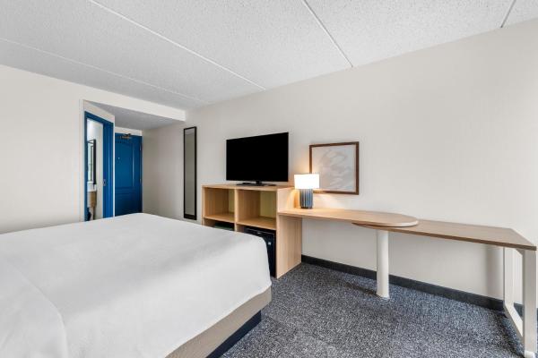 Camera King — 23 m² - Spark by Hilton Green Bay