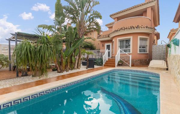 Cozy Home In Cartagena With Kitchenette - Los Alcázares