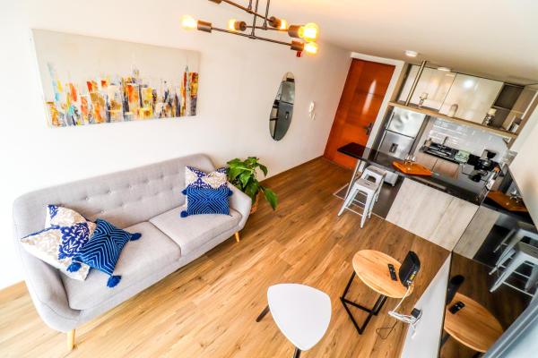 A la foto es mostra l'objecte Vive, trabaja y descansa, moderno departamento con balcón 2BR en San Miguel, Lima situat a la ciutat de Lima.
