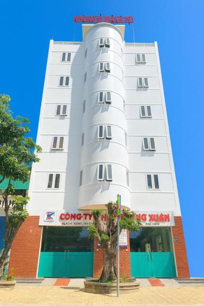 La photo montre l'objet Thắng Lợi Hotel situé dans la ville de Tinh Xa.