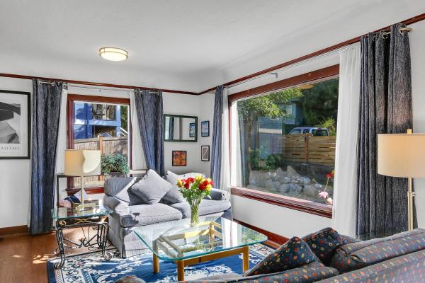 A la foto es mostra l'objecte Northgate Station situat a la ciutat de Seattle.