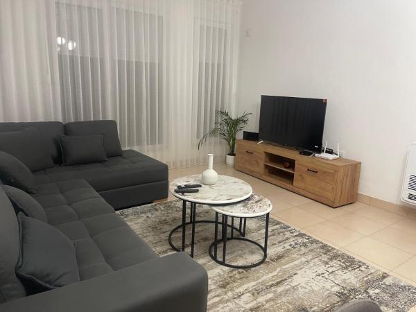 A la foto es mostra l'objecte The 5 Maji Escape situat a la ciutat de Tirane.
