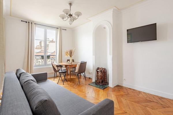 Beautiful apartment in Paris 9, París