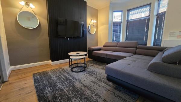 Large 5-bed Home, Free Parking, Perfect For Groups - Nottingham