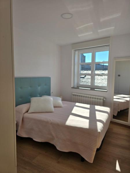 A la foto es mostra l'objecte Pote situat a la ciutat de Lugo.
