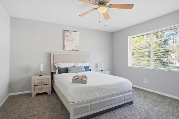 Wyndham Hills Getaway Modern Comfort Awaits - Jonesboro, GA
