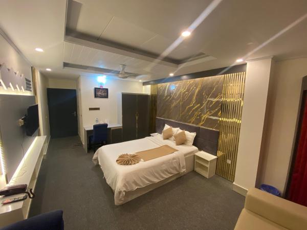 照片显示了位于Atgaon市的The Grand Mafi Hotel & Spa物件。