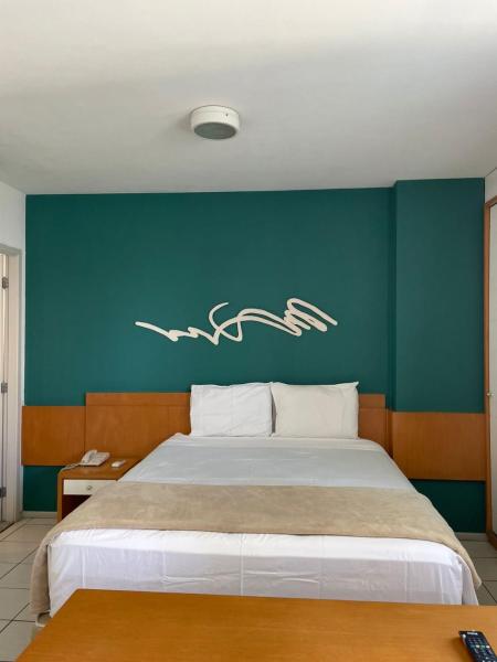 写真にはGuajuru市にあるPraia do Canto Apart Hotel - Apto 405 - Varanda Lateral com Vista Marが写っています。
