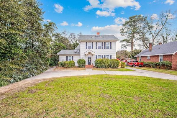The Terry Sanford Guest House Apt C - Fayetteville, NC