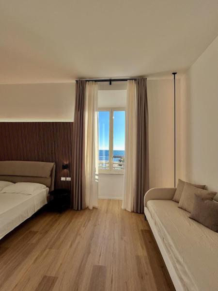 A la foto es mostra l'objecte Bianca Guesthouse situat a la ciutat de Civitavecchia.
