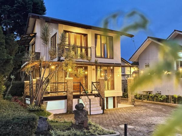 A la foto es mostra l'objecte 3BR Private Family Villa Lembang situat a la ciutat de Tegalharendong.