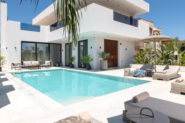 Lanik Luxury Pool Villa - Rhodes (Greece)
