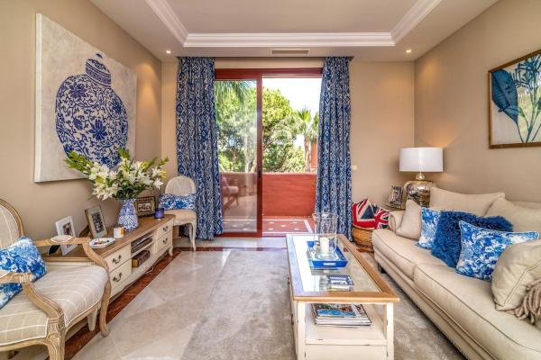 Luxury Beach Marbella Boutique Penthouse 2 Bedrooms Pools Open 365 Days - Malaga Province, Espagne