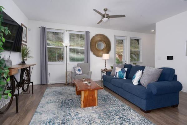 Family Escape With Garage, Pool And Park) - Hoover, AL