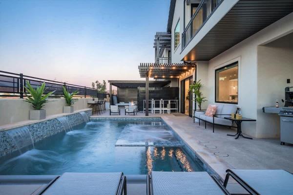 Foto 2: 30 | Poolhouse at Ocotillo Springs with Private Pool and Views