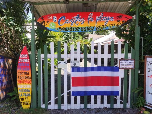 Na zdjęciu widoczny jest obiekt Casitas La Playa położony w mieście Puerto Viejo.
