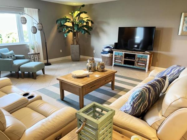 Manasota Key Gem - Pool And Hot Tub - Beach Views - Manasota Key, FL
