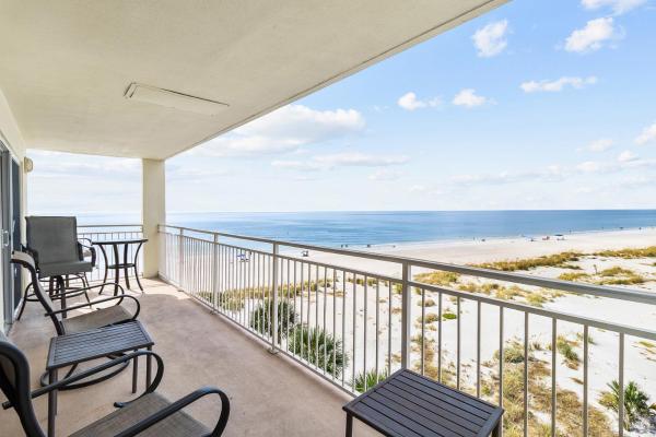 Top Floor John's Pass Village Views - Madeira Norte #503 - Madeira Beach, FL