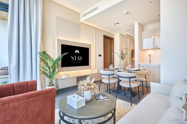 A la foto es mostra l'objecte STAY BY LATINEM Luxury 1BR Holiday Home CB 0810 Near Burj Khalifa situat a la ciutat de Dubai.