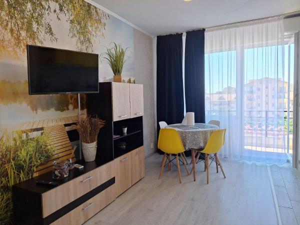 A la foto es mostra l'objecte Apartament 2 camere modern in Militari cu bucatarie deschisa si parcare gratuita situat a la ciutat de Roşu.