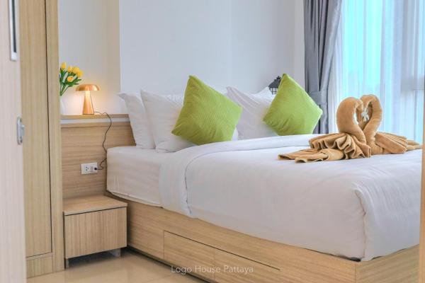 City Garden Tower By Logo - Pattaya City