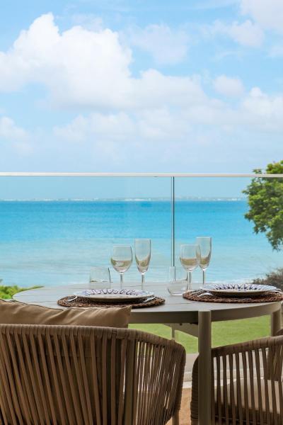 Sea Nova Friar's Bay Beachfront Properties - Caribe